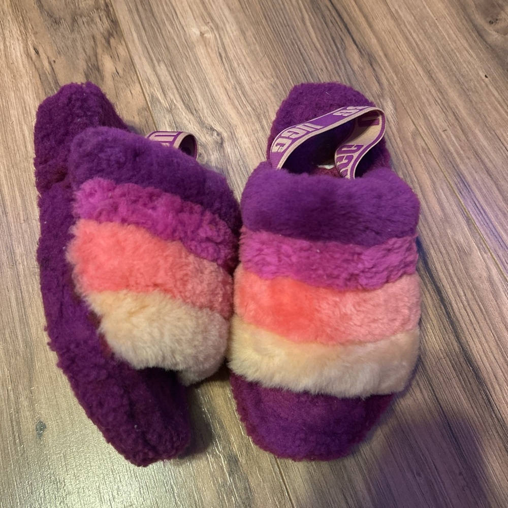 UGG Multicolor Fluffy Slippers - Picture 2 of 2